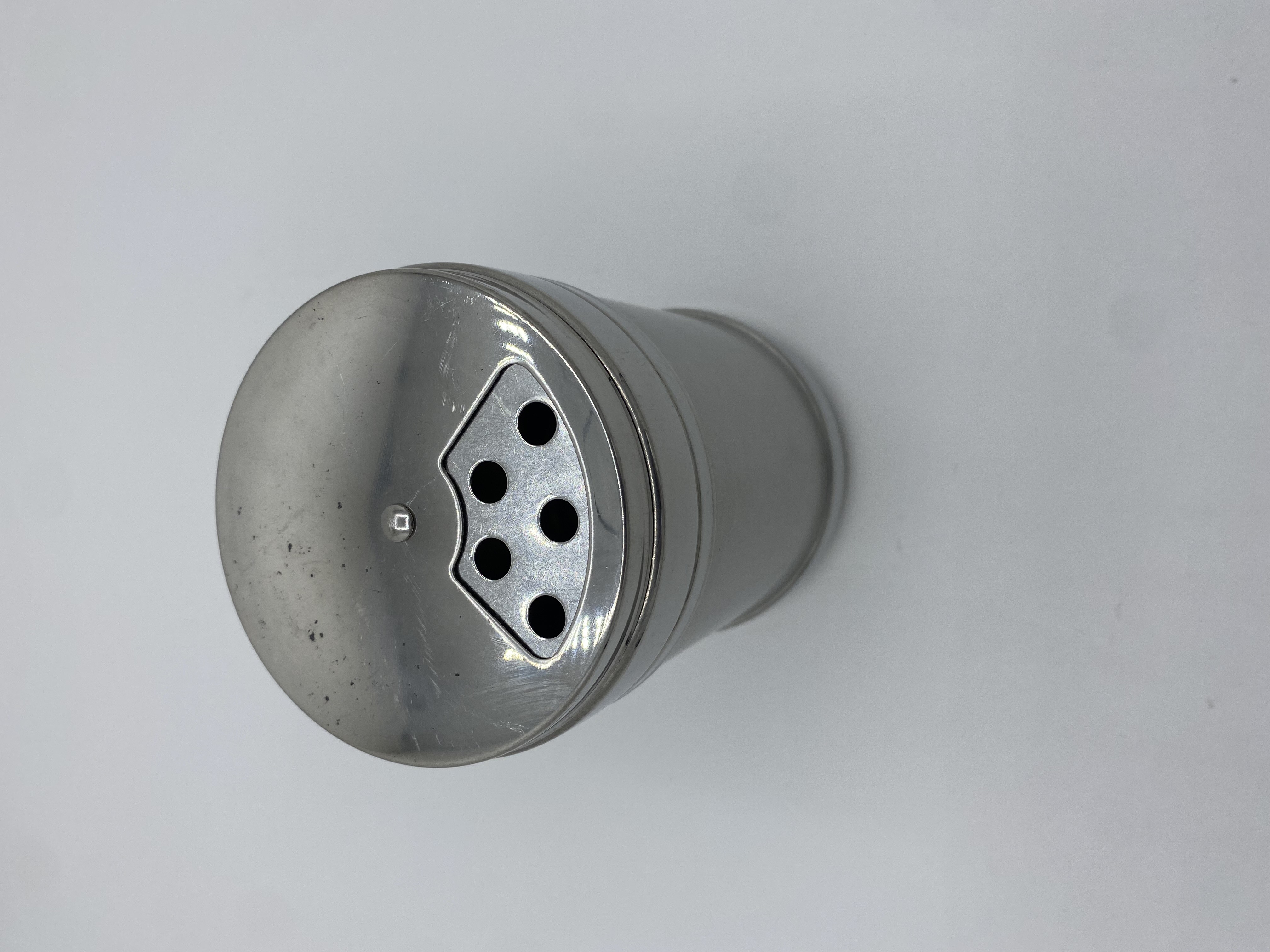солонка металичеки BH-4SP 240шт